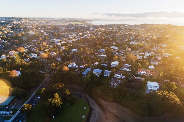 Auckland’s Tail Wind Blowing